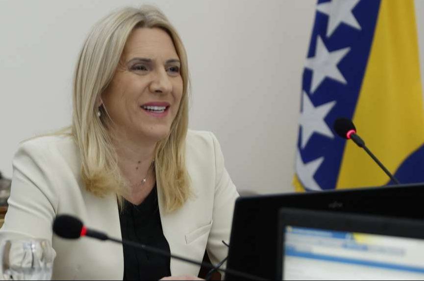 Može li Željka Cvijanović biti na dvije pozicije: Evo šta kaže Izborni zakon