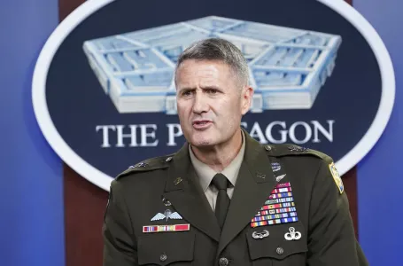 Američki general: ChatGPT koristim kako bih poboljšao način donošenja odluka