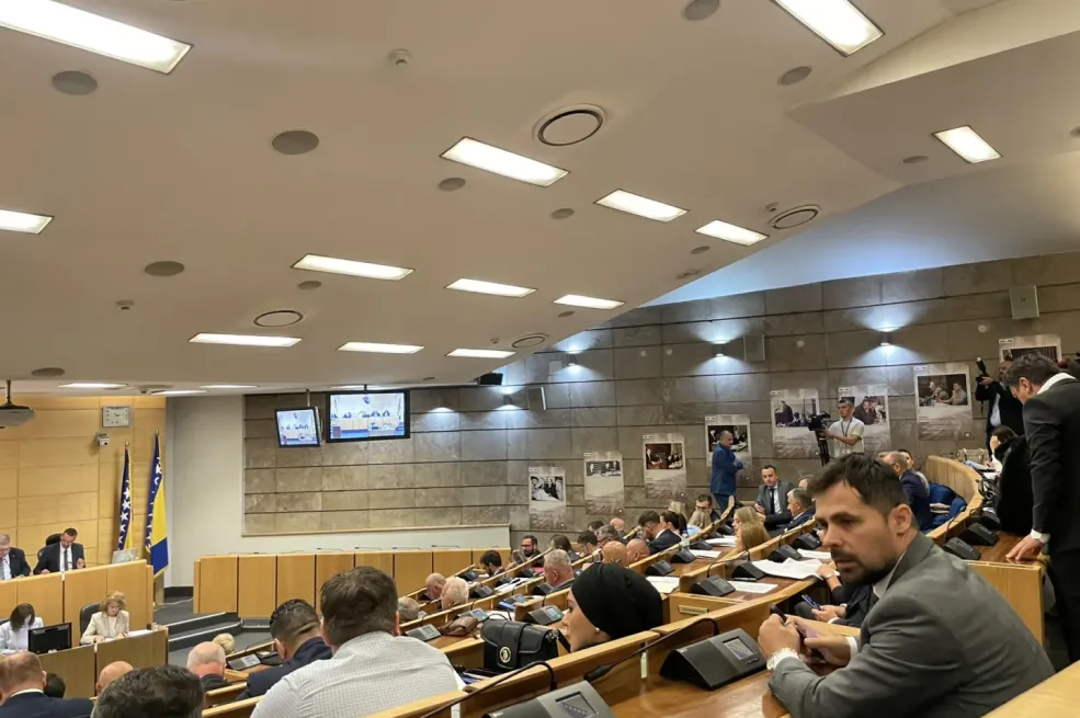 Za kraj mjeseca najavljene redovne sjednice oba doma Parlamenta FBiH