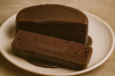 Čokoladna torta za 5 minuta bez brašna i šećera