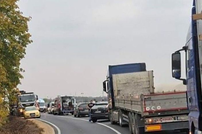 Oglasio se MUP Srbije o prevrtanju autobusa: Objavljeni detalji nesreće