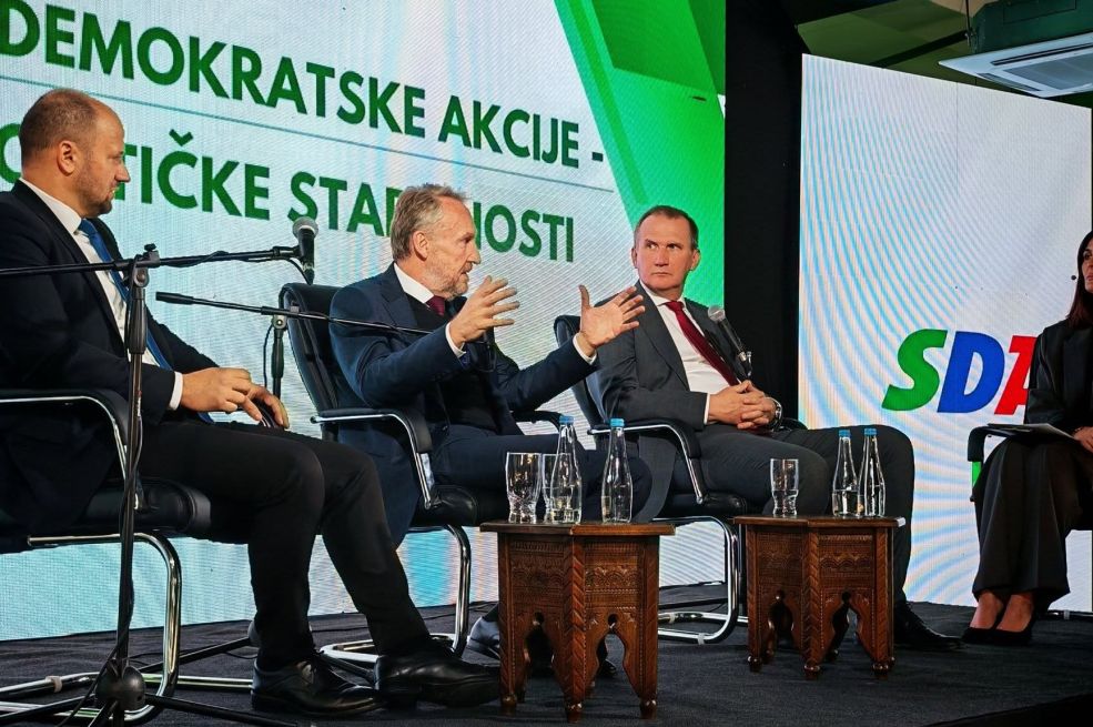 Izetbegović: Trojka sebi pokušava da priskrbi zasluge moćnih zapadnih sila za Dodika