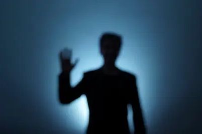 Vjeruje se da su ovo 2 znaka da je duša pokojnika blizu nas: Evo šta nam time poručuje