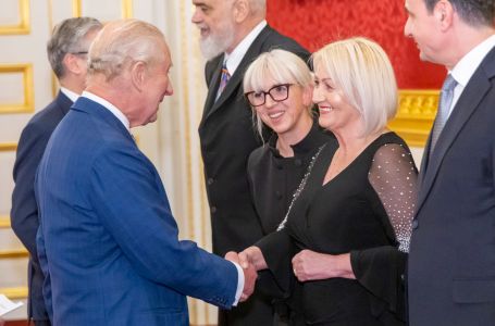 Krišto na prijemu kod kralja Charlesa III.