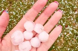 Nevrijeme protutnjalo ovom opštinom u BiH, padao led veličine oraha