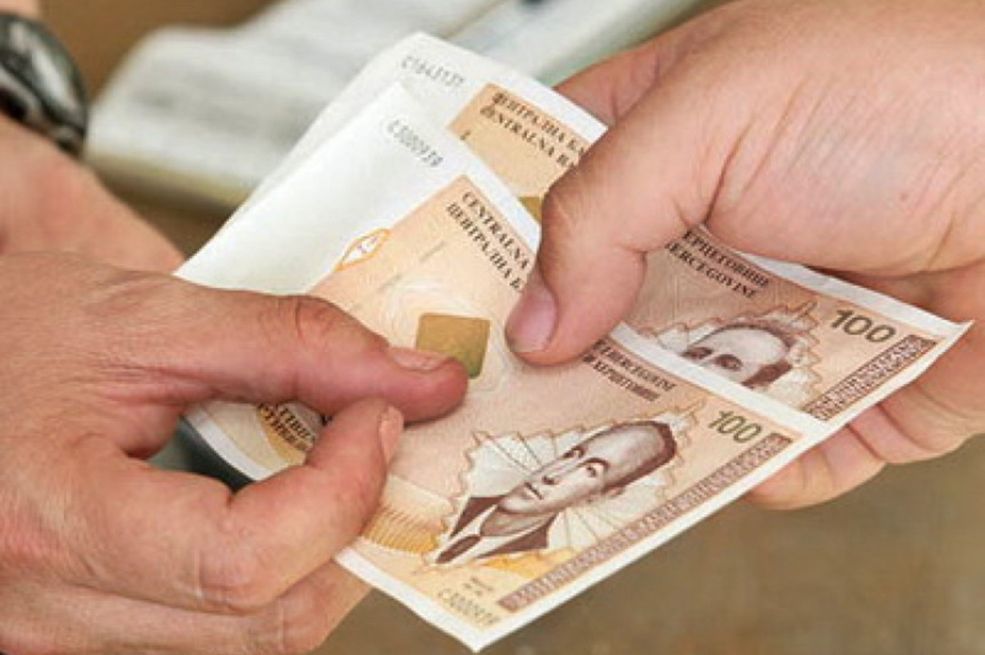 ‘Postignut dogovor’: Minimalna penzija će iznositi 700 maraka, ali ne za sve?