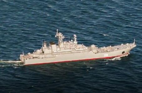 Ruski desantni brod usidren kod Njemačke, NATO poslao patrole