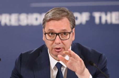 Vučić uputio sućut obiteljima stradalih u požaru u Tuzli