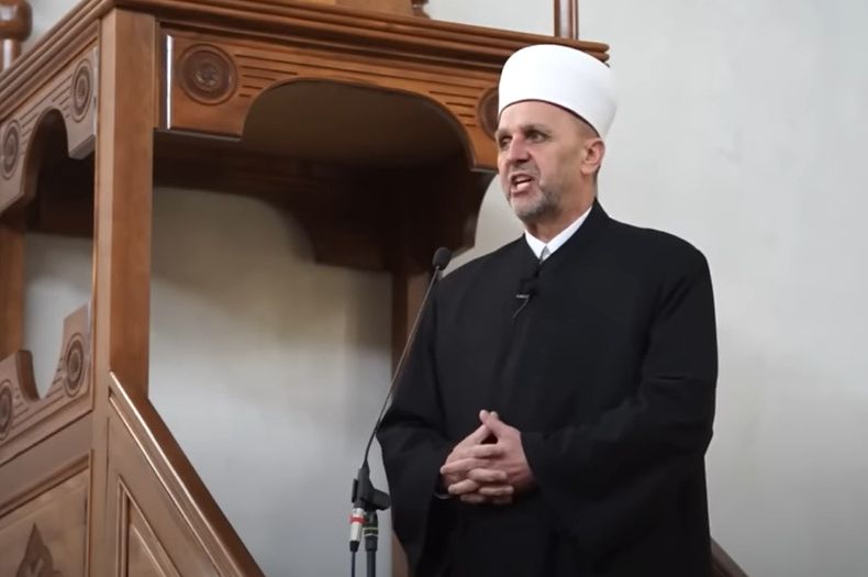 Izet ef. Čamdžić: "Mene rastužuje činjenica da naš narod misli da u Švicarskoj meleki čiste potok"