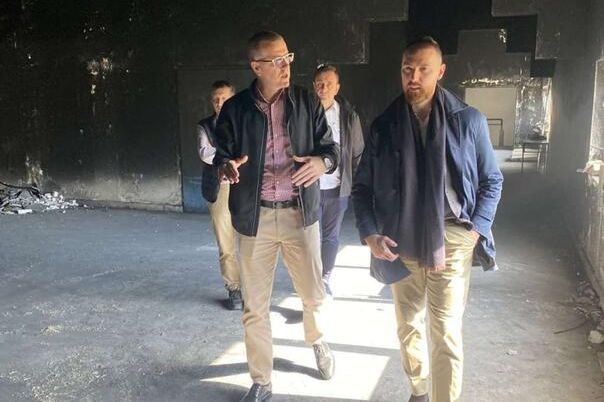 Mijatović obišao radove na adaptaciji prostora za studentski hub na Mašinskom fakultetu