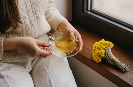 “Detoks i podmlađivanje za 3 dana: moć smilja otkriva tajnu narodne medicine”