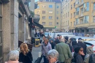 Drama na pijaci: Urušio se dio stropa, nastao haos