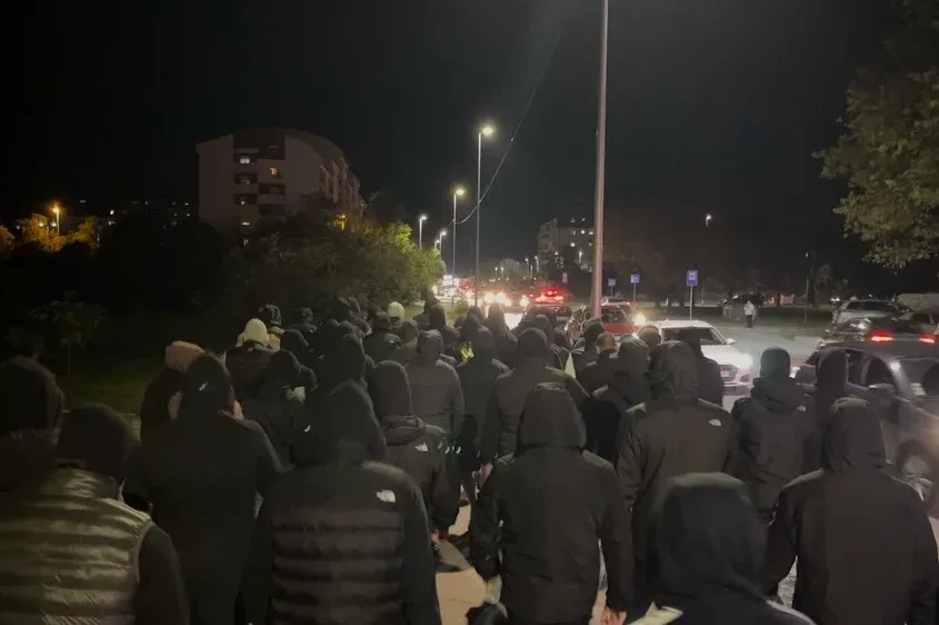 Kipti u Crnoj Gori, u kaos se uključili navijači: "Otimaju djecu, pljačkaju..."