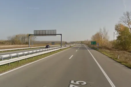 Kombi sletio s autoceste u Srbiji: Jedno dijete poginulo, sedmero povrijeđeno