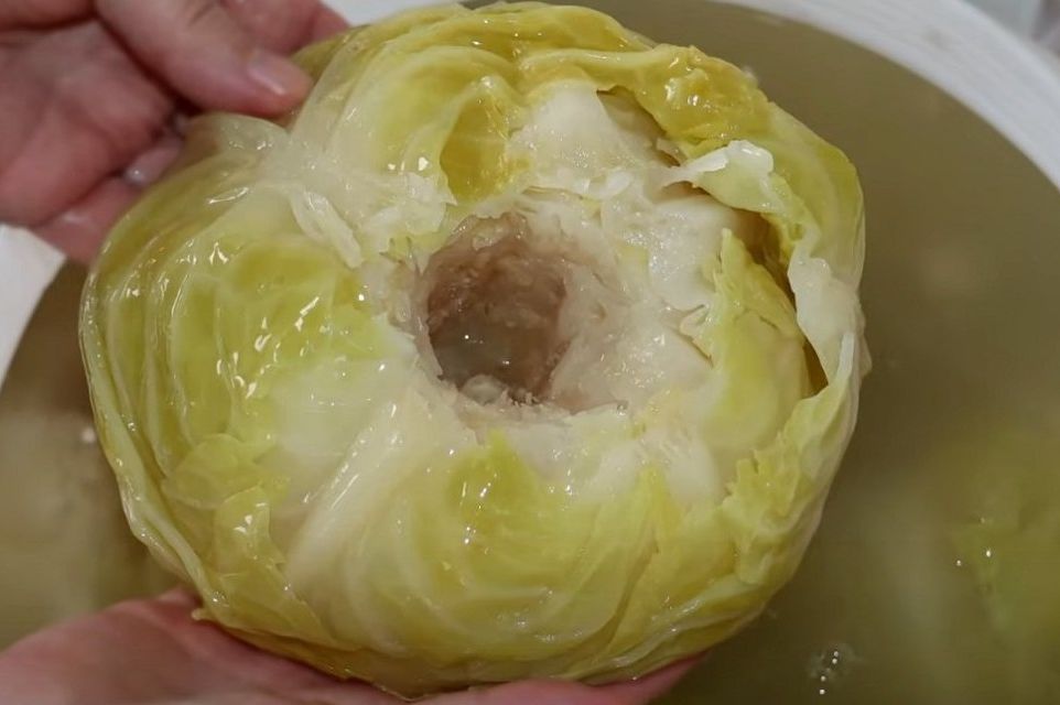 Evo kako spasiti gnjecavi kiseli kupus: Dodajte u bure 1 sastojak!