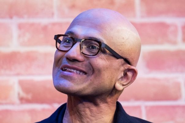 Dok je 15.000 njegovih radnika dobilo otkaz direktor nagrađen rekordnom platom