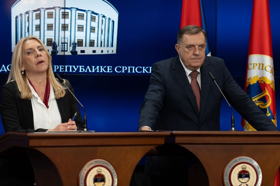 Nakon ukidanja američkih: Ostaju li Dodik i Cvijanović pod britanskim sankcijama?