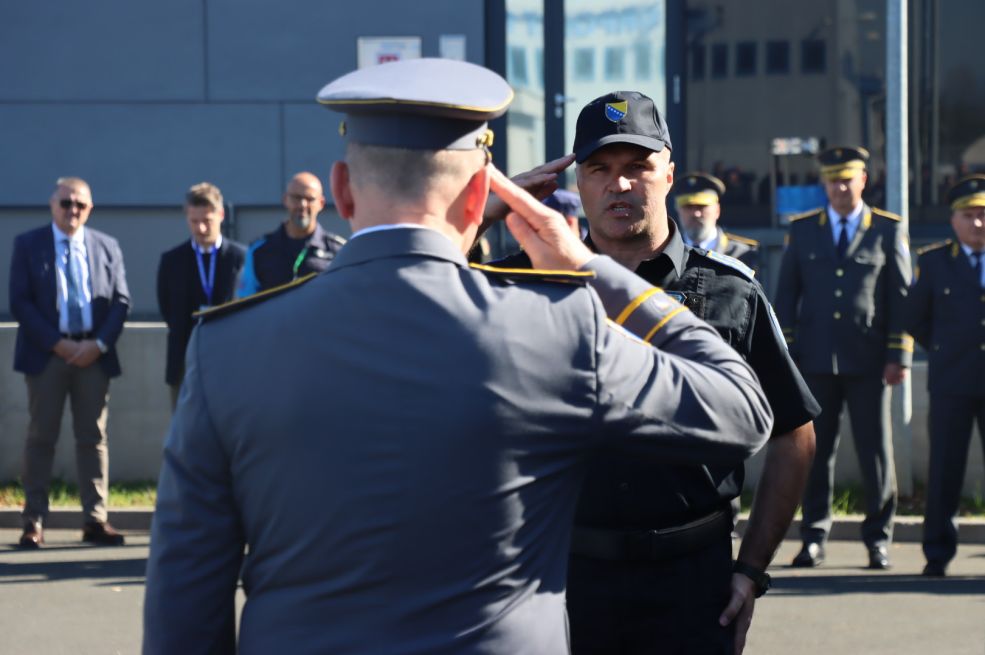 Policajci u uniformama EU: Frontex stigao na granice BiH!