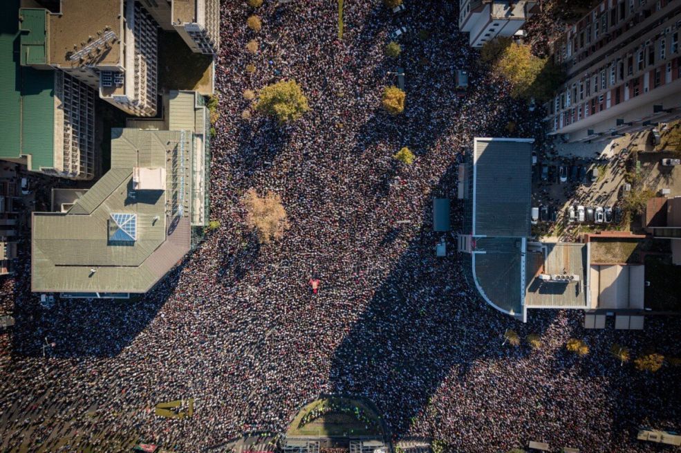 Objavljene fotografije iz zraka komemorativnog skupa u Novom Sadu: Evo ko se obratio okupljenima
