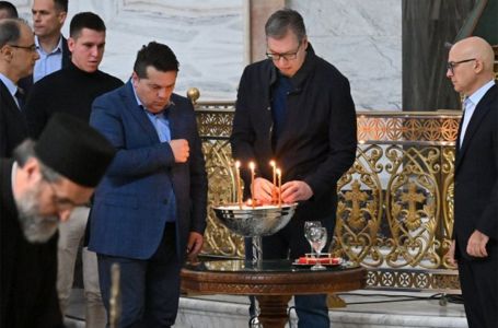 Stevandić prisustvovao parastosu za stradale u Novom Sadu