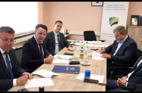 Jasmin Kadić zatražio ostavku Vlade Tuzlanskog kantona