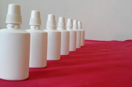 Neverovatno: Ovo sredstvo skida buđ, izbeljuje veš i dezinfikuje sve u kući!