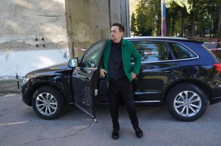 Kebu ujeo pas prije snimanja Zvezda Granda