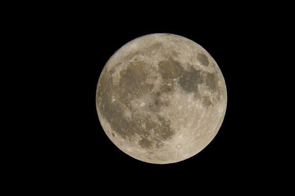 Stiže pun Mjesec 05.12.2025 i donosi SREĆU za 4 znaka Zodijaka