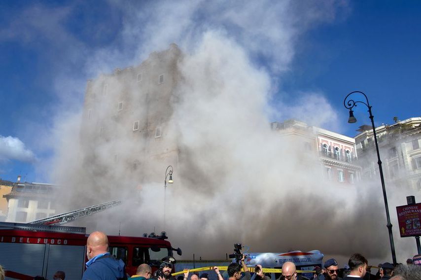 Rumunski radnik preminuo nakon rušenja rimske kule Torre dei Conti