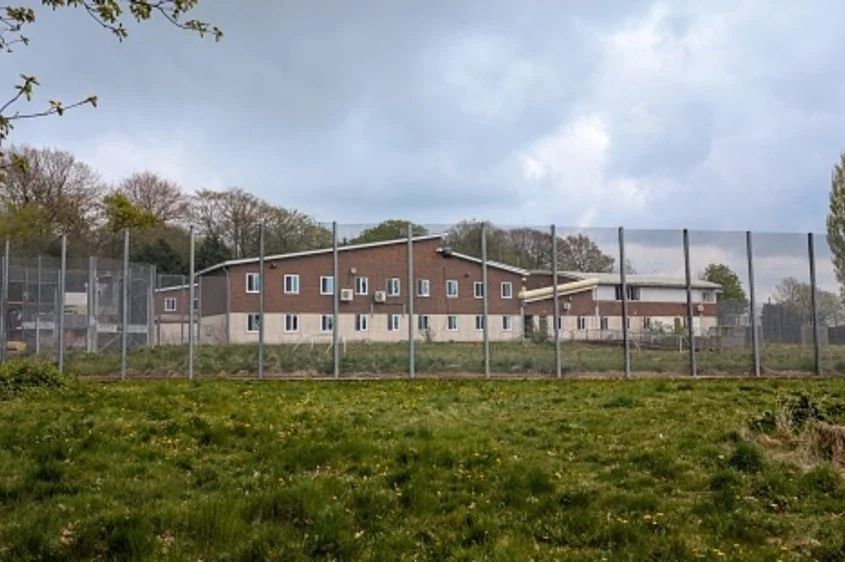 Opasan kriminalac pobjegao iz psihijatrijske bolnice: Strahuje se da će ostvariti svoju prijetnju