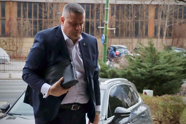 Oglasio se Vojin Mijatović nakon što je predao mobitel POSKOK-u