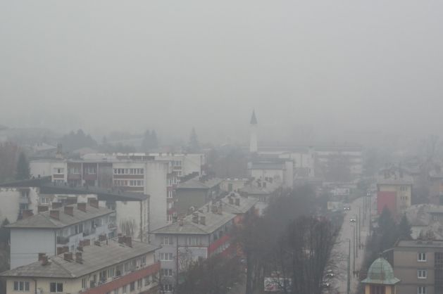 Nezdrav vazduh u nekoliko gradova u BiH, ložišta i magla glavni krivci