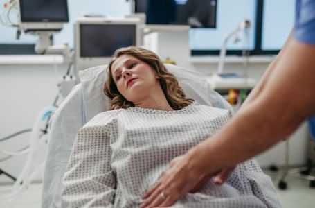 Onkolog upozorava: Ovaj 'tihi' simptom raka crijeva mnogi ignorišu