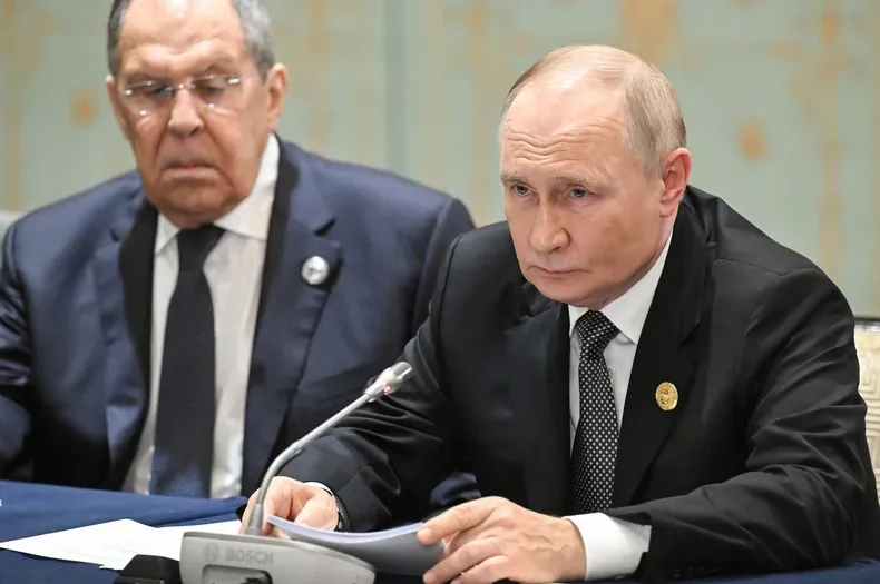 Prvo oglašavanje Lavrova nakon skoba sa Putinom: U nikad dužem intervjuu poručio: "Spreman sam!"