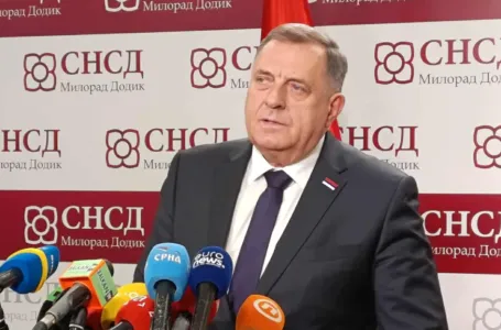 Dodik: SNSD neće učestvovati ni u kakvim raspravama o imovini