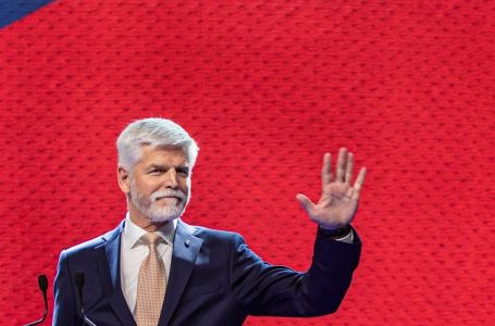 Pavel: Ukrajinske zastave simbol su solidarnosti s napadnutom zemljom