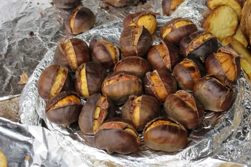 Kesteni iz mikrovalne spremni za dvije minute: Hrskavi spolja, mekani iznutra