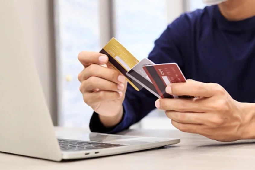 Od sutra velika promjena, banka upozorila klijente: Ovakvo plaćanje više neće biti moguće