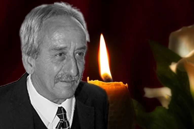 Na umrlici Rajka Šerifovića navedena samo dva imena među ožalošćenima