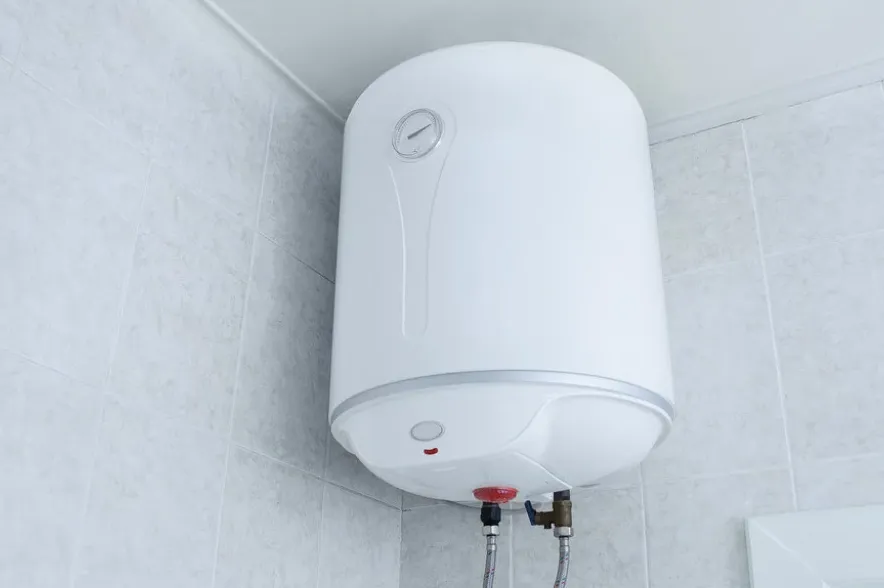 Električar otkrio trik: Uradite ovo kada palite bojler i račun za struju će biti duplo manji