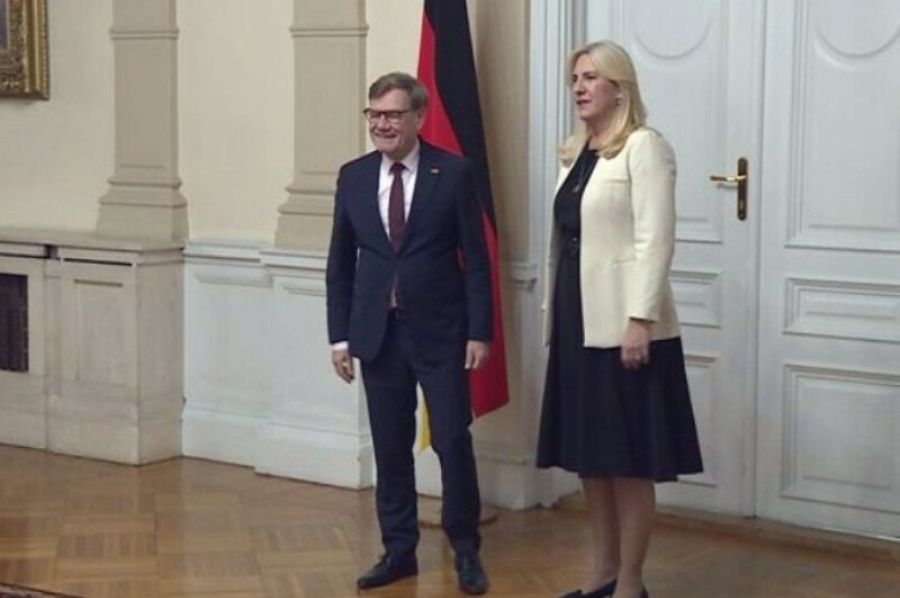 CVIJANOVIĆ PORUČILA VADEFULU: "Evropski put? MOŽE, ali pod NAŠIM USLOVIMA!"