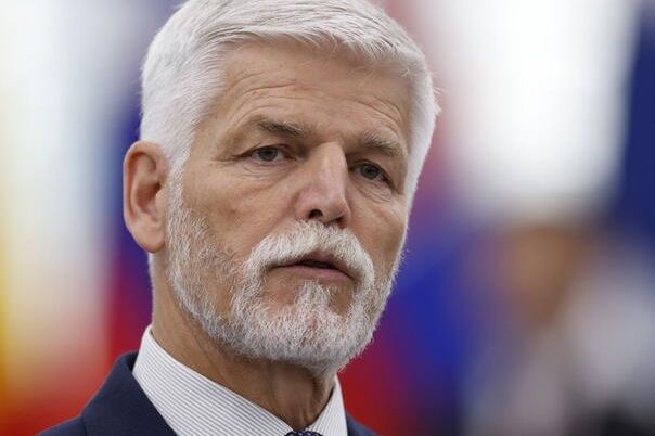 "Drama u Češkoj: Predsjednik odbija imenovati pobjednika izbora za premijera!"