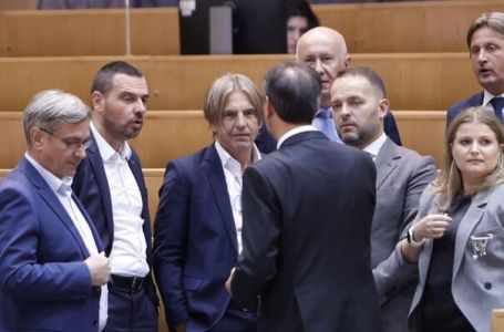 Kojović i Borenović u verbalnoj polemici tokom sjednice Predstavničkog doma!