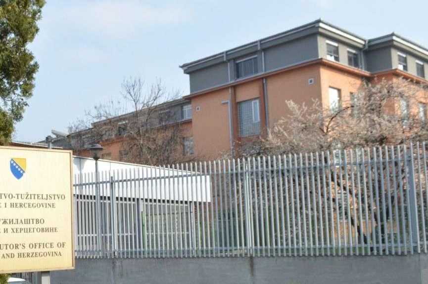 Podignuta optužnica protiv deset osoba za nezakonit promet više od 300 tona duhana