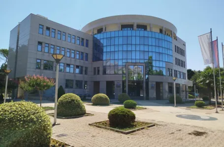 Zašto ERS traži poskupljenje struje? Skok tržišne cijene i usluga snabdijevanja