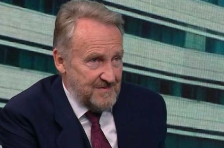 Izetbegović usijao atmosferu: "Ukoliko Dodik ne bude potpuno odrastanjen iz politike, Čović će..."