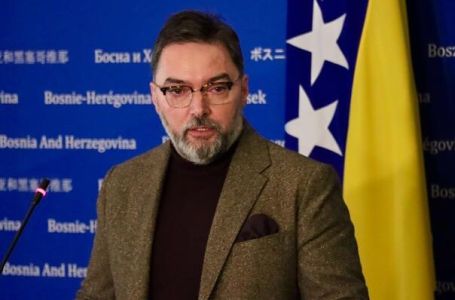 Njemačka ambasada oštro kritikovala Košarca: Slanje SS šljema je provokacija i kršenje diplomatske e