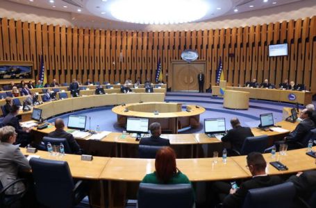 Apsurdna završnica: BiH dobila budžet na kraju godine!