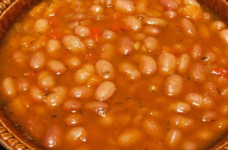 U vodi, nikako: Grah prije kuhanja bolje potopite u ovu 1 namirnicu