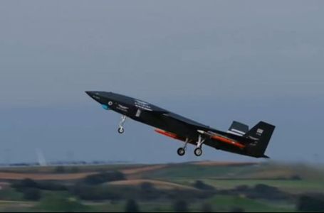 Bespilotni avion Kizilelma u simulaciji "srušio" F-16 domaćom raketom